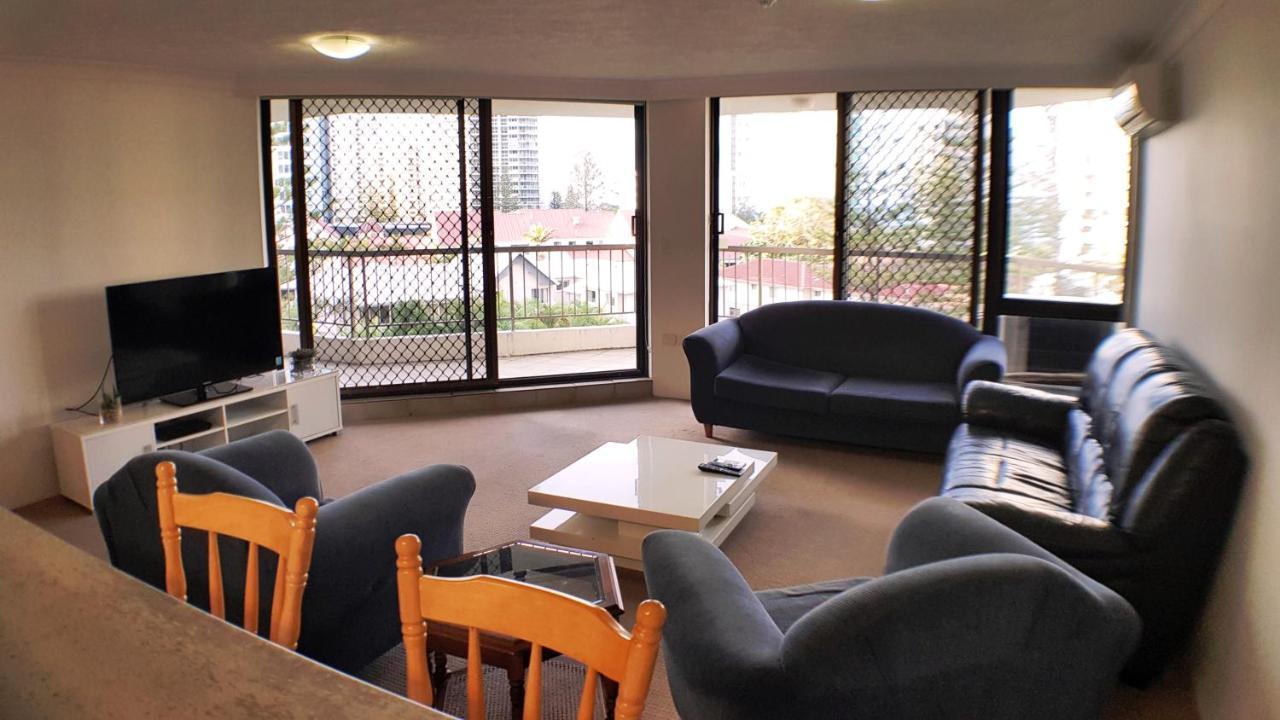 Genesis Apartments By Gold Coast Premium Exteriör bild