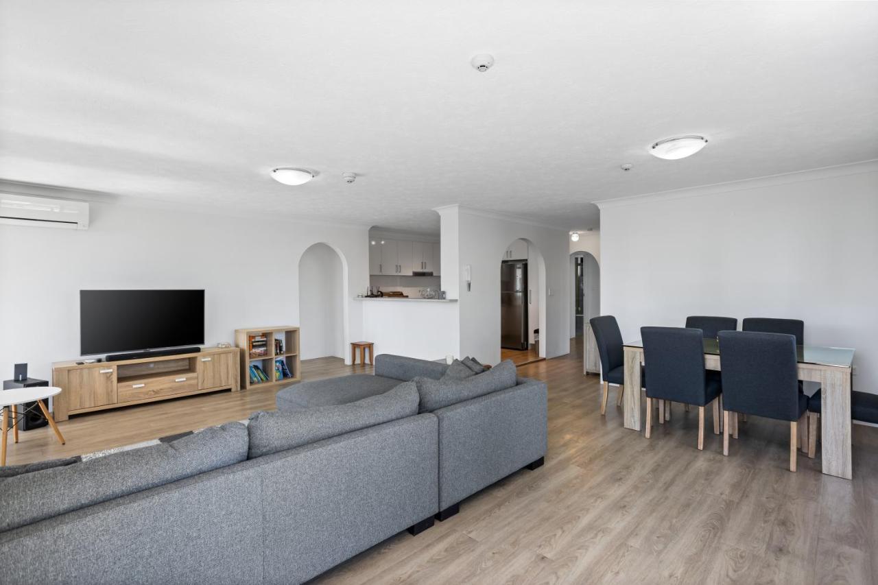 Genesis Apartments By Gold Coast Premium Exteriör bild