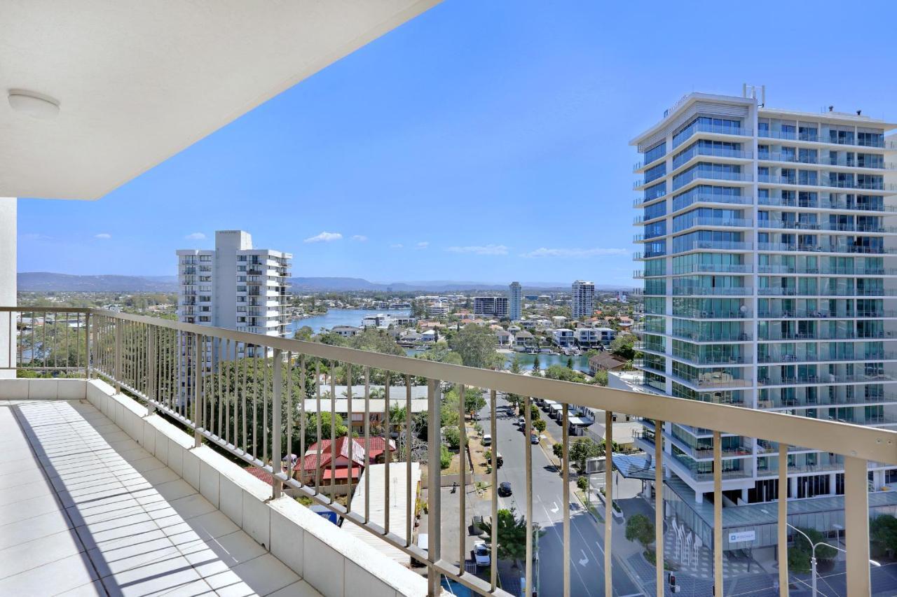 Genesis Apartments By Gold Coast Premium Exteriör bild